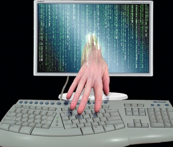 دزدی هویت در اينترنت